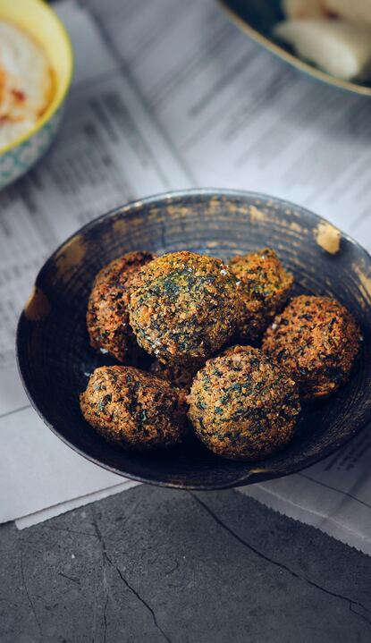 A dish full of falafel